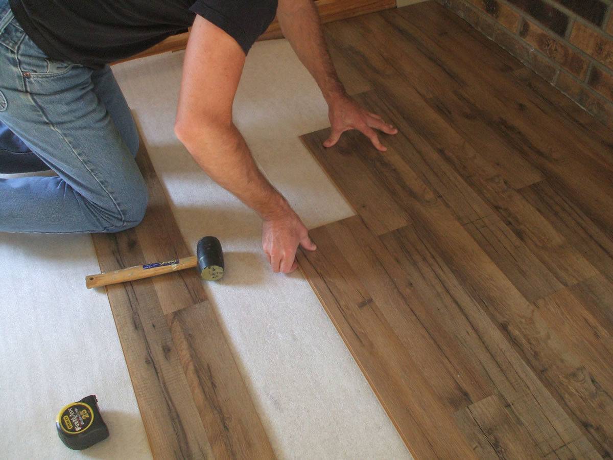 Как разгладить линолеум на полу - только ремонт своими руками в квартире: фото, видео, инструкции