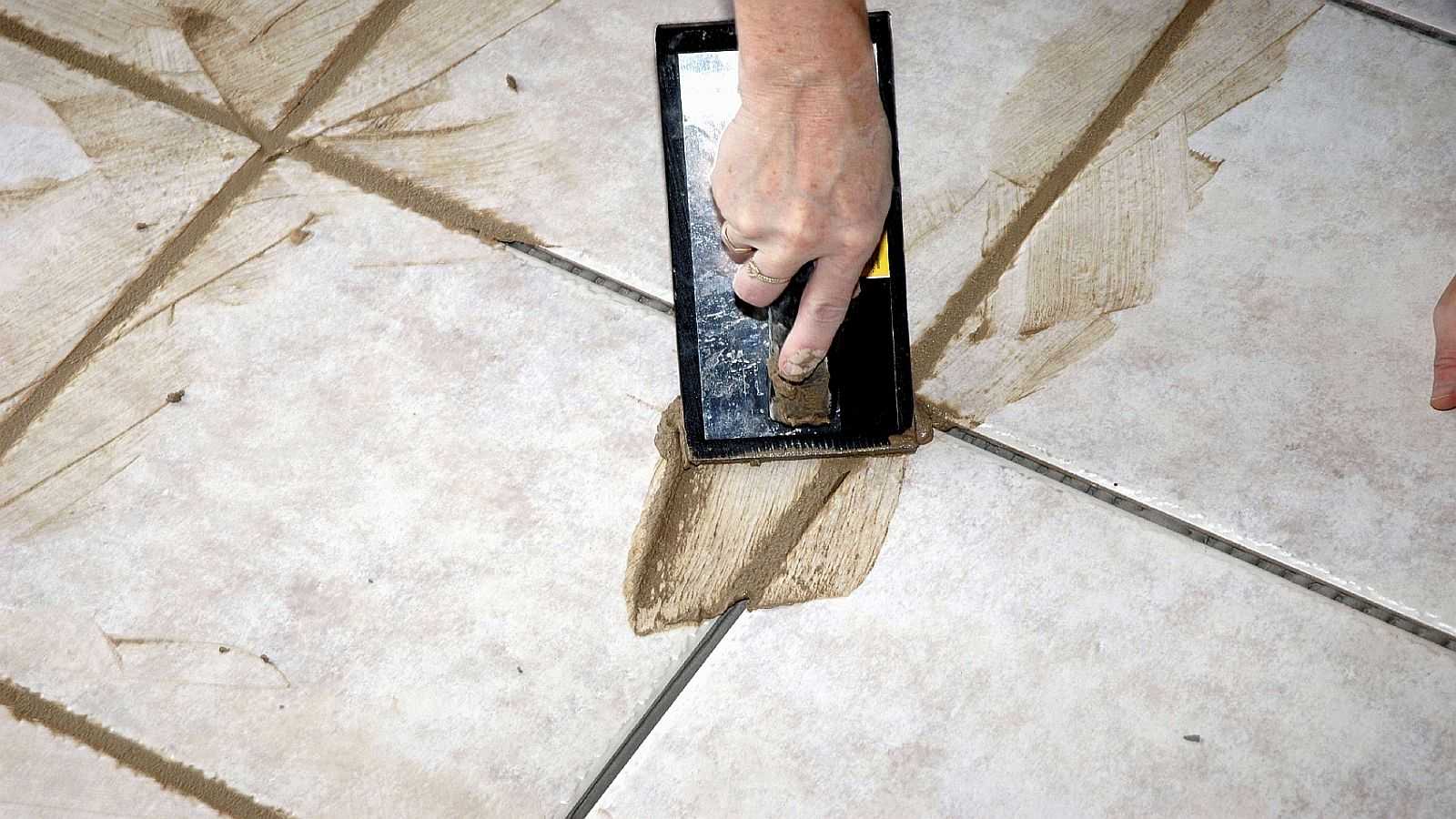 Как затереть бетонный пол своими руками