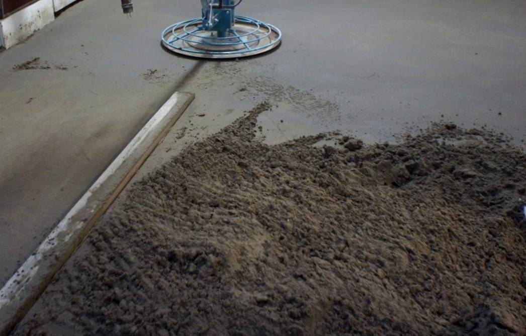 Раствор для стяжки пола: пропорции песка, цемента, воды