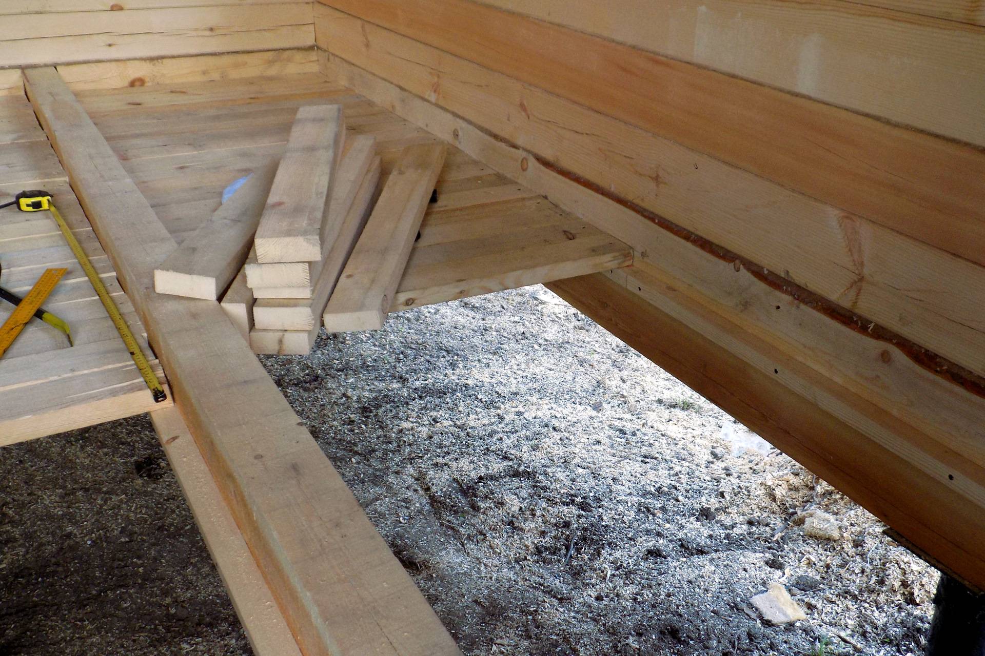 Черновой пол: предназначение, технология постройки в деревянном доме своими руками