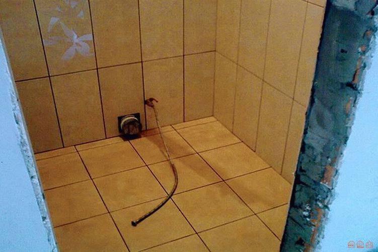 Как класть плитку на пол в туалете: характеристики плитки, инструменты для работы и как правильно класть плитку своими руками