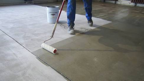 Как покрасить бетонный пол в гараже своими руками: назначение покраски