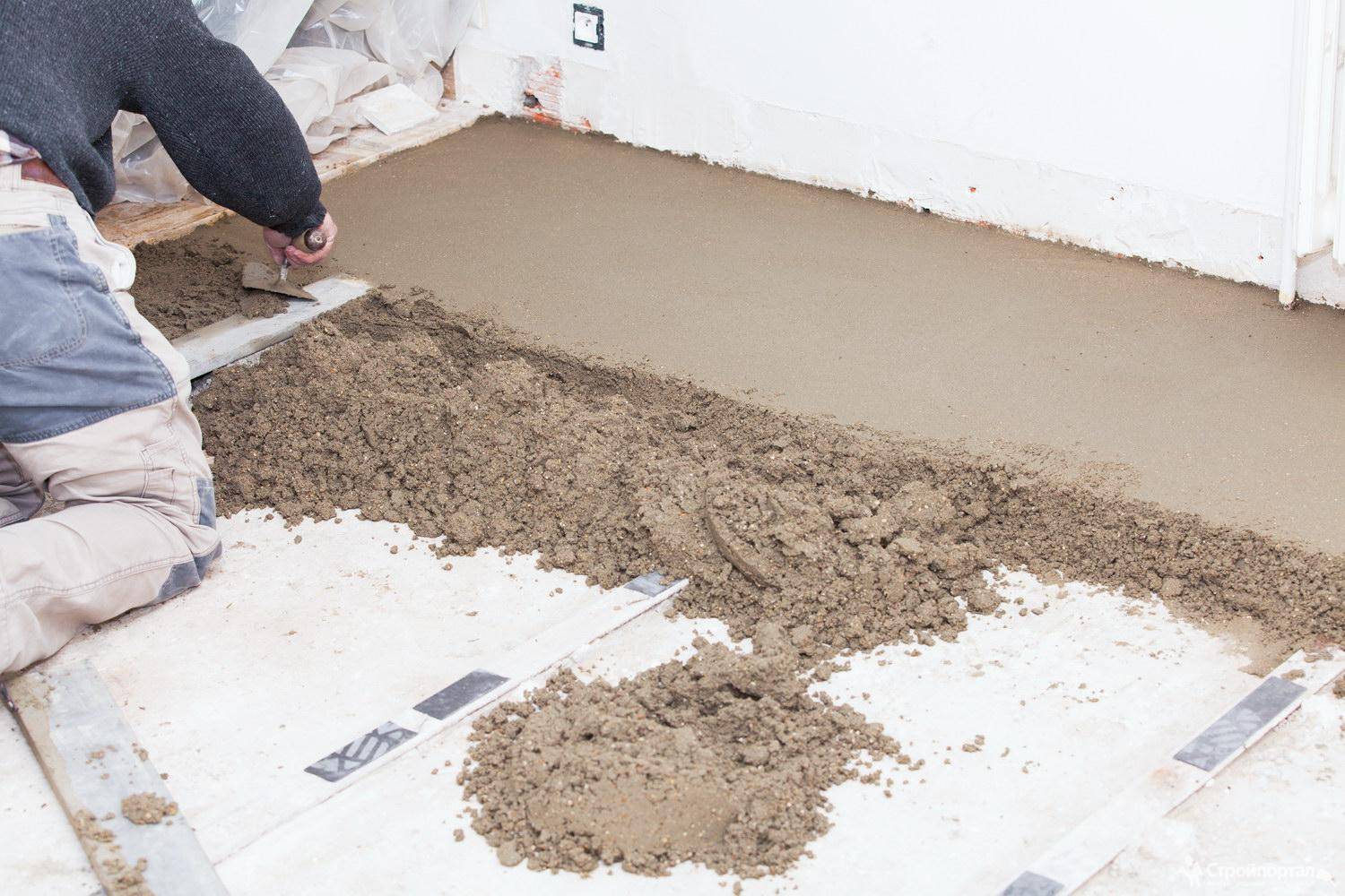 Цементно-песчаная стяжка для пола: пропорции, соотношение материалов в растворе