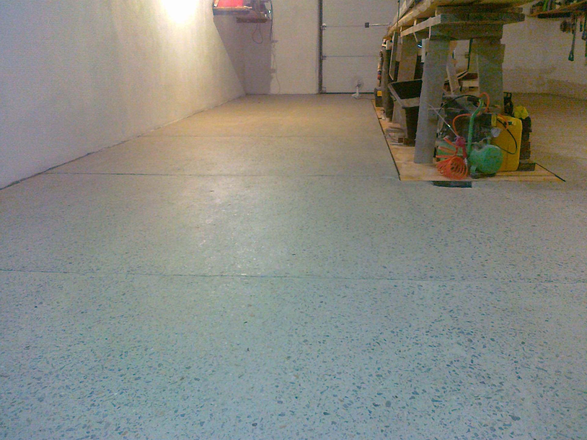 Обеспыливание бетонного пола: антипыль, пропитки и грунтовка