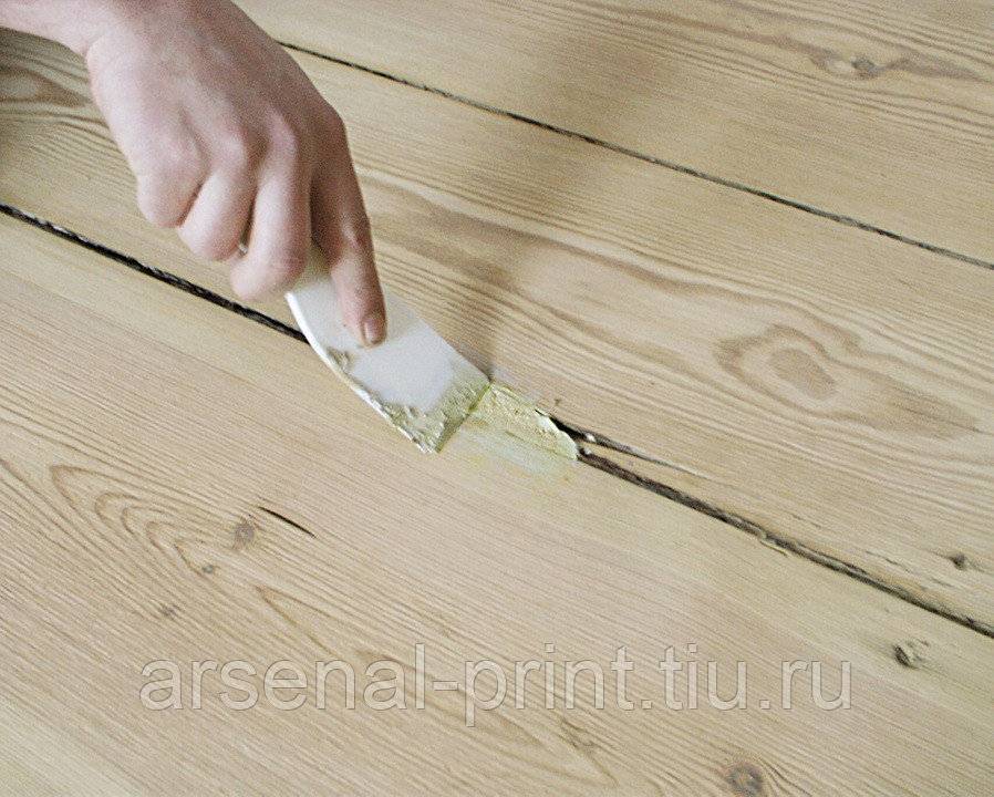 Шпатлевка для деревянного пола: как зашпаклевать и выровнять пол своими руками
