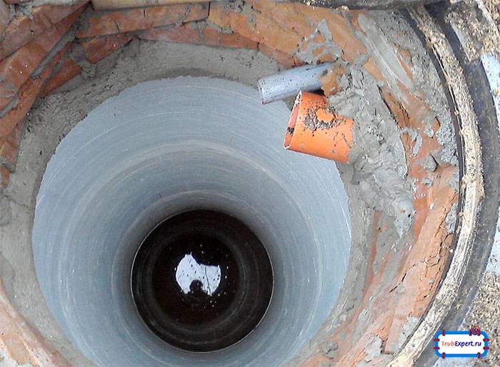 Как откачать канализацию зимой: можно ли или нельзя копать в зимнее время
