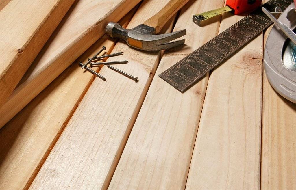 Как убрать скрип деревянного пола в квартире — способы устранения проблемы
