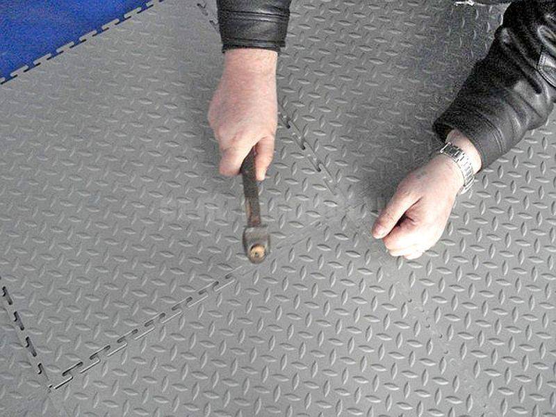 Укладка резиновой плитки — пошаговая инструкция и монтаж