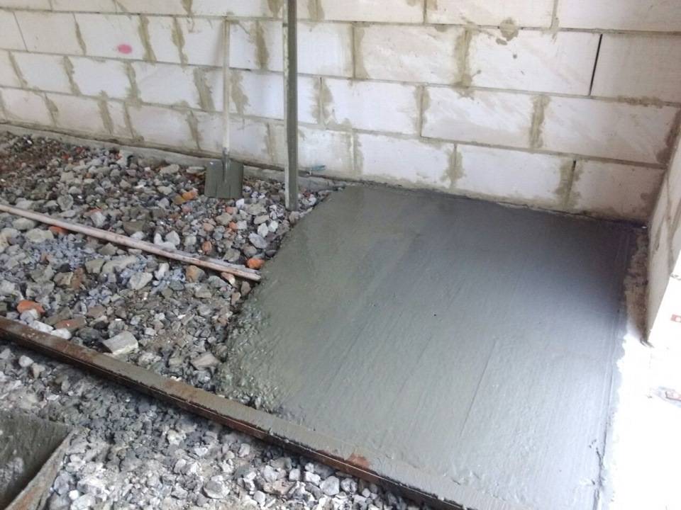Заливка пола бетоном в гараже – как сделать правильно своими руками