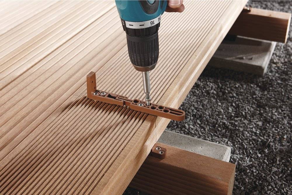 Чем обработать деревянный пол на веранде — выбор состава