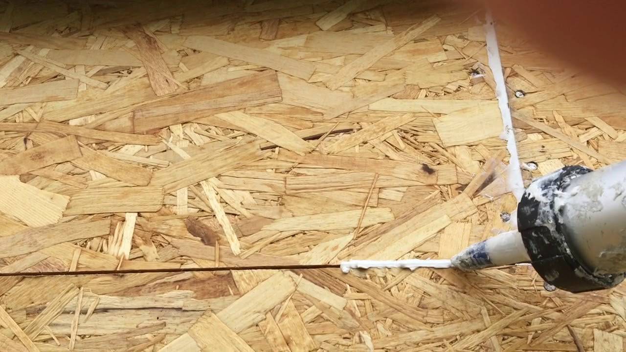Как выровнять деревянный пол фанерой: советы по выбору материала и способам укладки