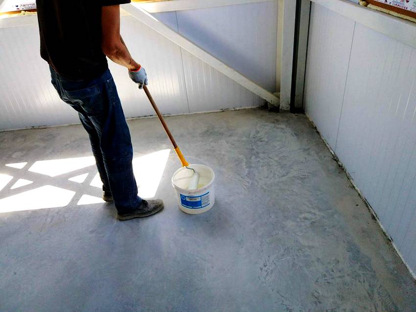 Краски для бетонных поверхностей: чем красить бетон